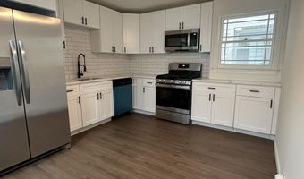 25 E 34TH St, Bayonne, NJ 07002