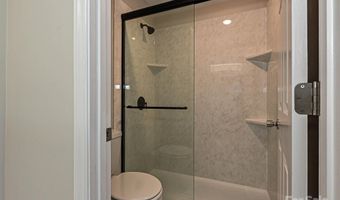 7916 Charter Oak Ln, Charlotte, NC 28226
