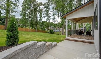 47 Scott Meadows Dr, Asheville, NC 28806