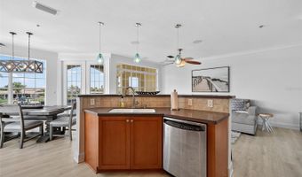 6428 SUNSET BAY Cir, Apollo Beach, FL 33572