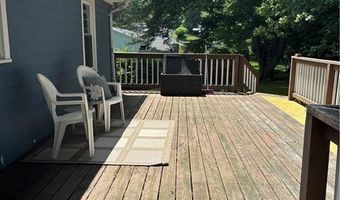 43 Belvedere St, Johnston, RI 02919