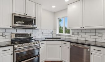 2243 Sun Valley Dr, Ann Arbor, MI 48108