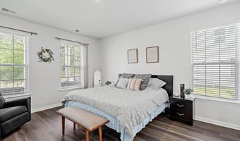 60 Backwater St, Port Royal, SC 29906