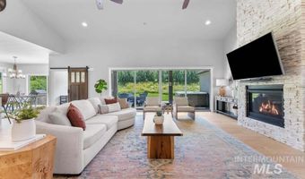 2177 W Winter Camp Dr, Boise, ID 83703