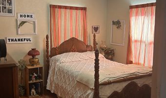 302 Glendale St, Carlsbad, NM 88220