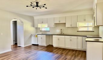 233 River Rd, Beattyville, KY 41311