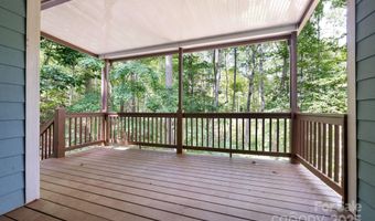 17 Bohemian Ln, Asheville, NC 28805
