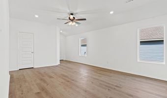 8040 Chesapeake Trl, Bauxite, AR 72011