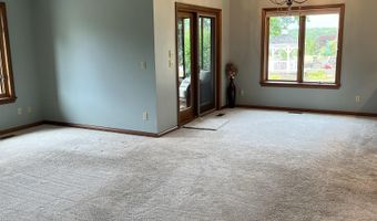 3563 Franklin Dr, Auburn, IN 46706