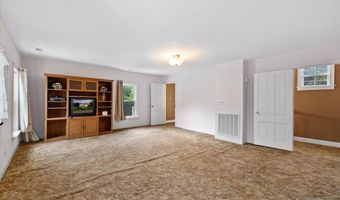 435 5TH St, Ashville, AL 35953