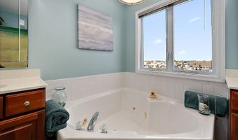 39078 BEACON Dr 18, Fenwick Island, DE 19944