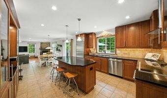 10 Peter Dr, Allamuchy Twp., NJ 07840