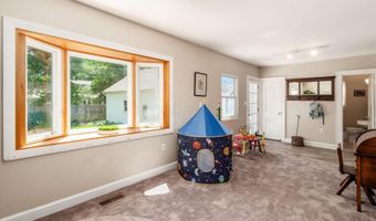 1792 Andover Rd, Columbus, OH 43212