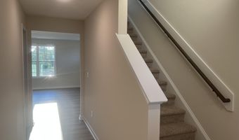 97 Coachman Ln, Autryville, NC 28318