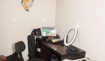 311 S D St, Albia, IA 52531