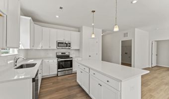 38 Lochview Ct, Angier, NC 27501