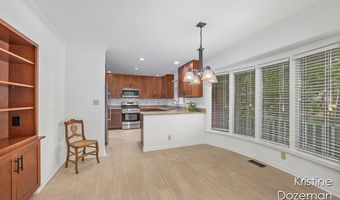 7358 SHEFFIELD Dr SE, Ada, MI 49301
