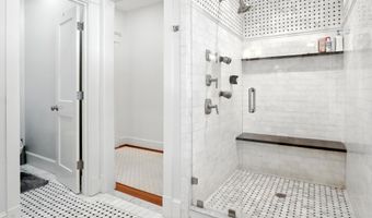 416 E ALEXANDRIA Ave, Alexandria, VA 22301