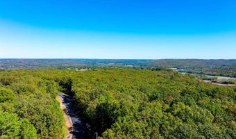 Castle Drive, Batesville, AR 72501
