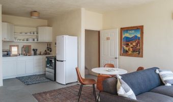 38 Tres Lomas, Arroyo Hondo, NM 87529