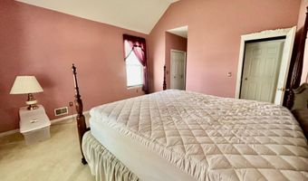 15 Hannah Lee Rd, Barnegat, NJ 08005