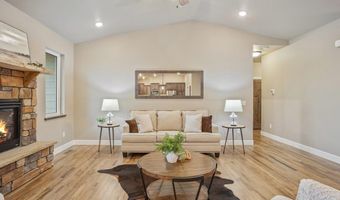 1862 GOLDEN LARK Trl, Cheyenne, WY 82009