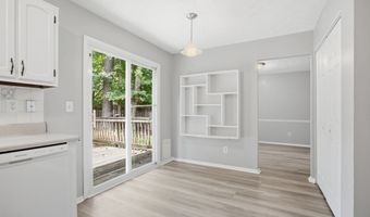 11240 Rotherick Dr, Alpharetta, GA 30022