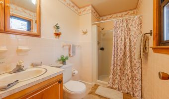 377 Old Dominion Rd, Ararat, VA 24053