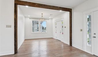 816 LEBEAU St, Arabi, LA 70032