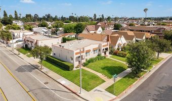 2306 W Alhambra Rd, Alhambra, CA 91801