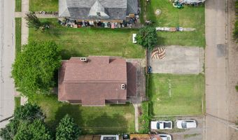1427 Duss Ave, Ambridge, PA 15003