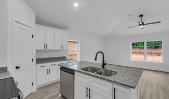 15427 Springbrook Trce, Athens, AL 35611
