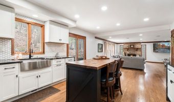 90 Bald Eagle Rd, Allamuchy Twp., NJ 07840