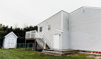 16 Ward Ave, Middletown, RI 02842