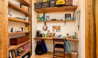 131 Main St 211, Burlington, VT 05401