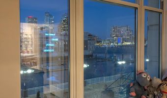 100 HARBORVIEW Dr 211, Baltimore, MD 21230