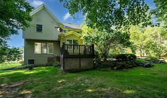 990 WHISPERWOOD Ln, Aurora, OH 44202
