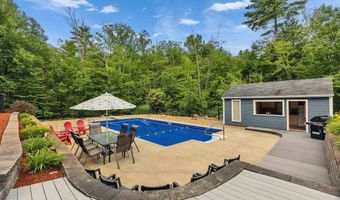 66 Cambridge Rd, Bedford, NH 03110
