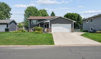 14390 Exley Ln, Apple Valley, MN 55124