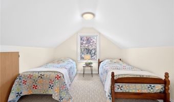 63 Teed Ave, Barrington, RI 02806