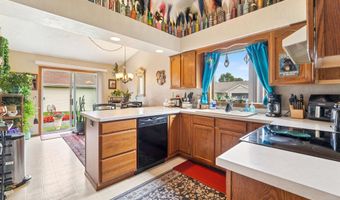 1670 W ROSELAWN Dr, Appleton, WI 54914
