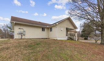 829 10th St NW, Arab, AL 35016