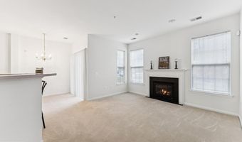 15612 EVERGLADE Ln 106, Bowie, MD 20716