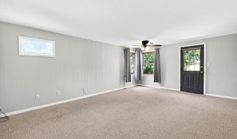 738 Sunset Dr, Bloomfield, IN 47424