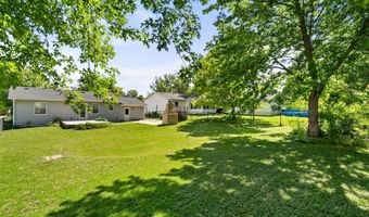 5423 Norris St, Ames, IA 50014