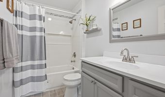 57 EATON Pl, Bear, DE 19701
