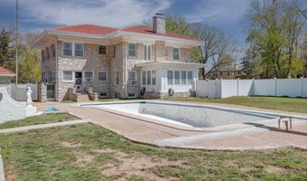 411 N B St, Arkansas City, KS 67005