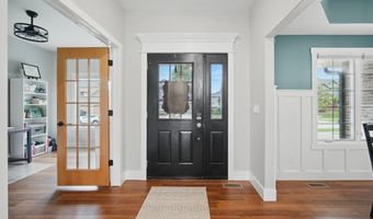 309 11th St NW, Altoona, IA 50009