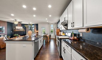 704 Groveland Cir, Ann Arbor, MI 48108
