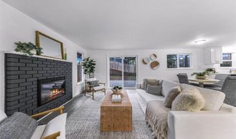 1464 Greenville Dr, Bellingham, WA 98226